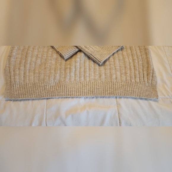 H&M Oversized Sweater/Roll Neck - Picture 5 of 5